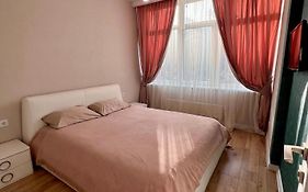 Luxury Pearl Odessa